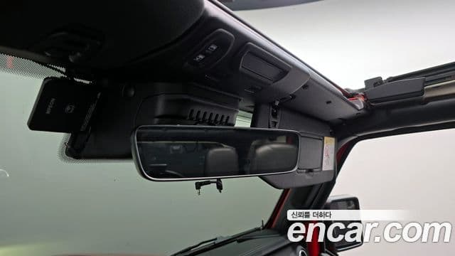 Jeep Wrangler 2021 — Şəkil 17/20