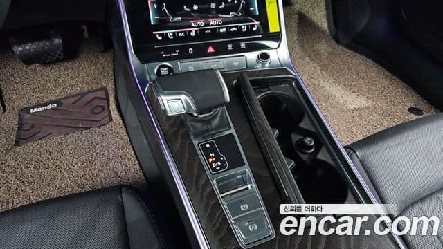 Audi A6 2022 — Şəkil 8/20