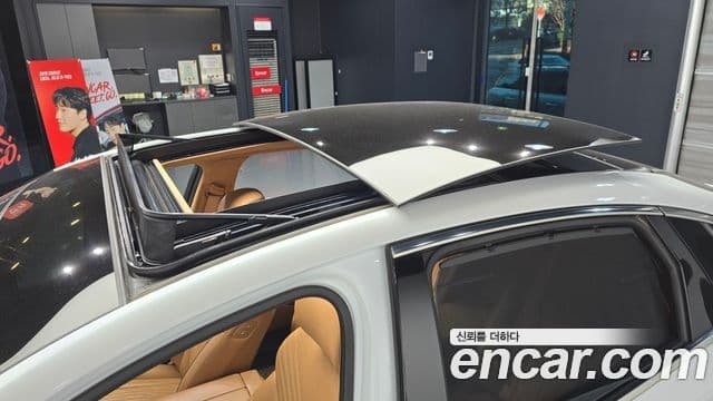 Genesis Electrified G80 2022 — ფოტო 19/20