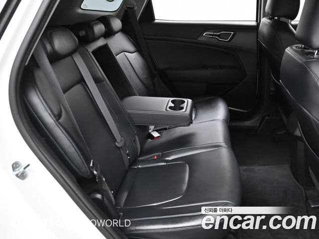 Kia Sportage 2021 — Фото 12/20