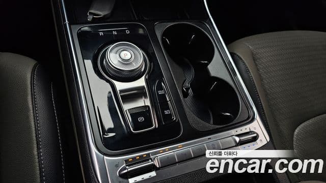 Kia Carnival 2024 — фото 9 из 20