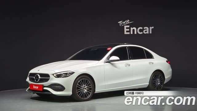 Mercedes-Benz C-Class, 2022