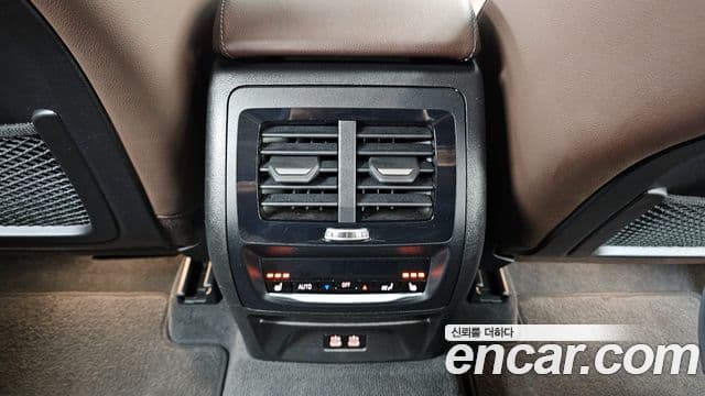 BMW X3 2022 — ფოტო 18/20