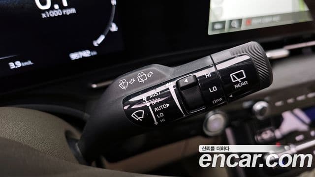 Kia Carnival 2022 — фото 15 из 20