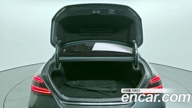 Genesis G70 2021 — ფოტო 9/20