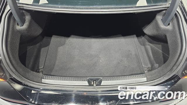 Mercedes-Benz A-Class 2020 — Photo 5/20