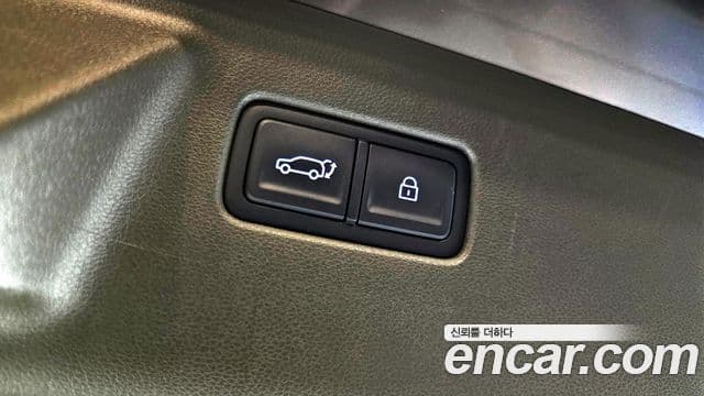 Hyundai Santa Fe 2023 — ფოტო 20/20