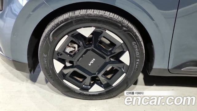 Kia Carnival 2024 — фото 4 из 18