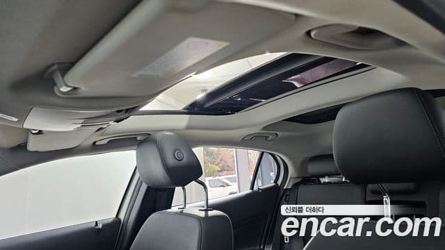 Mercedes-Benz GLA-Class 2019 — Şəkil 2/20