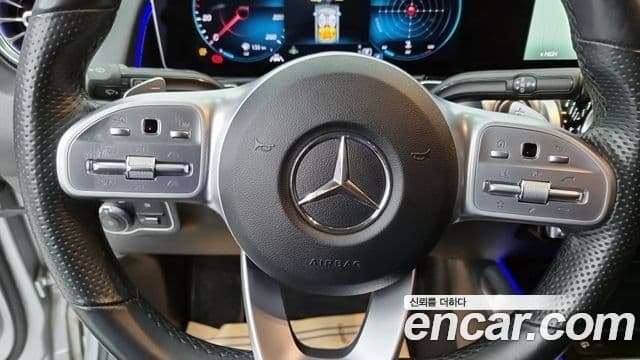 Mercedes-Benz GLB-Class 2020 — Şəkil 8/18