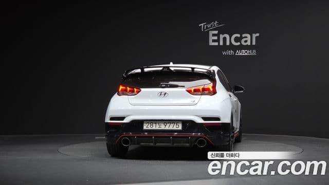 Hyundai Veloster 2021 — ფოტო 4/20