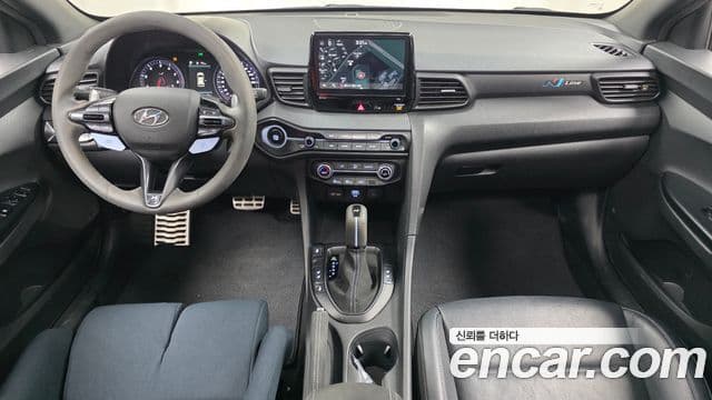 Hyundai Veloster 2021 — ფოტო 7/20