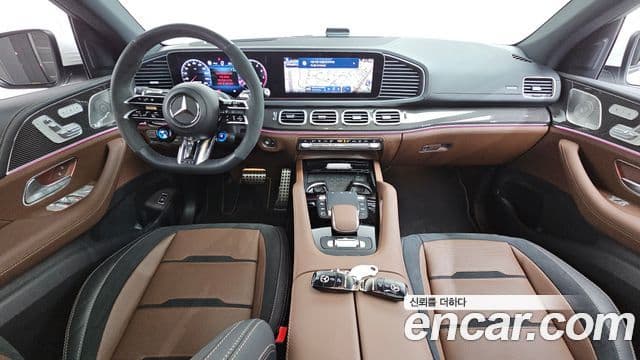Mercedes-Benz GLE-Class 2025 — Photo 10/20