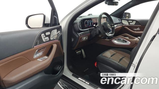 Mercedes-Benz GLE-Class 2025 — Photo 13/20