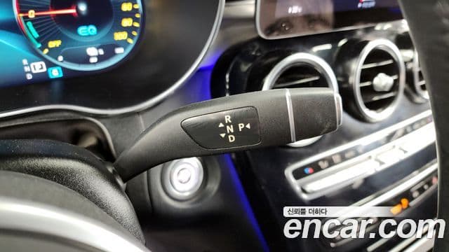 Mercedes-Benz GLC-Class 2020 — ფოტო 9/20