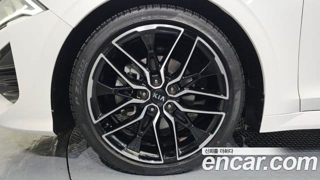 Kia K5 2021 — фото 4 из 20