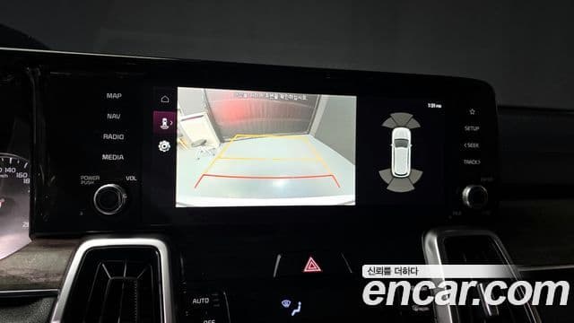 Kia Sorento 2021 — фото 17 из 20