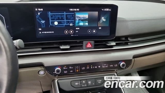 Kia Carnival 2024 — фото 13 из 18