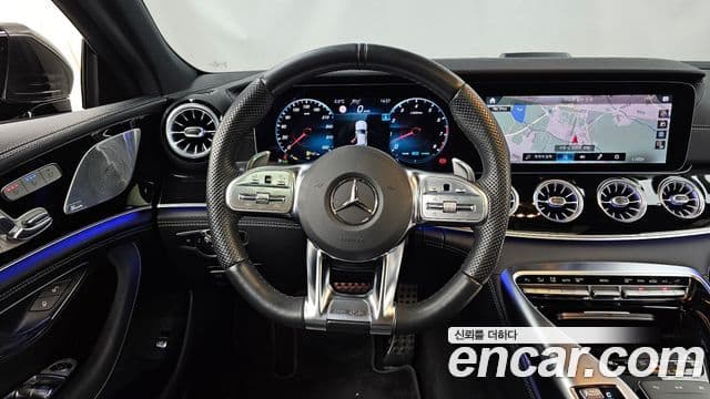 Mercedes-Benz AMG GT 2021 — фото 13 из 20
