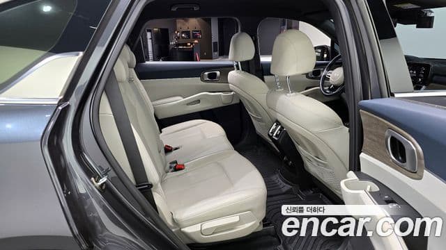 Kia Sorento 2022 — Şəkil 13/20