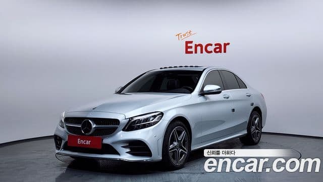 Mercedes-Benz C-Class 2021 — ფოტო 1/20