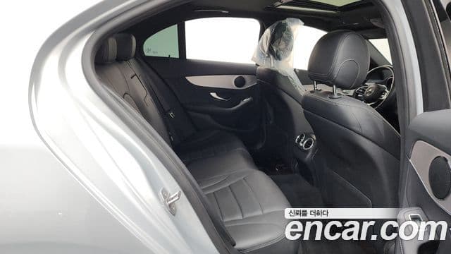 Mercedes-Benz C-Class 2021 — ფოტო 12/20