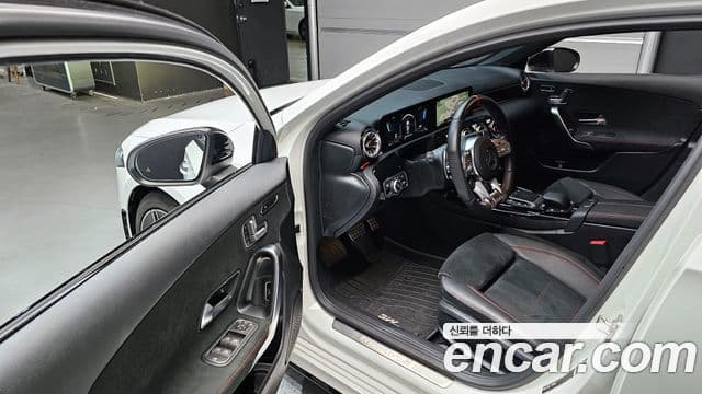Mercedes-Benz A-Class 2022 — Şəkil 10/20