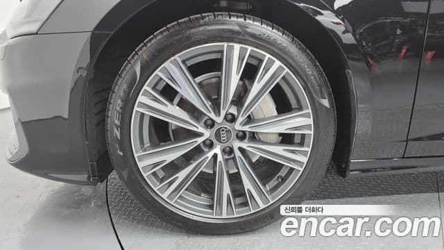 Audi A6 2022 — Photo 17/20