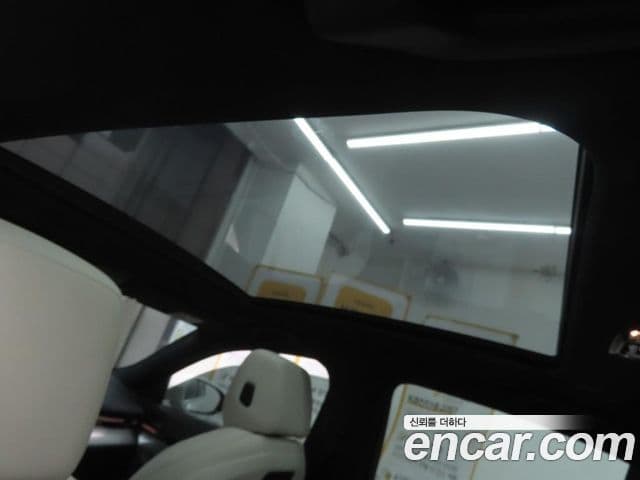 BMW 5 Series 2024 — Photo 18/20