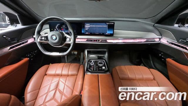 BMW 7 Series 2023 — Photo 6/19