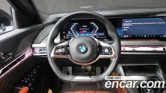 BMW 7 Series 2023 — Photo 14/19