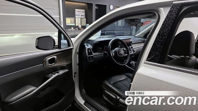 Kia Sorento 2022 — Фото 10/20