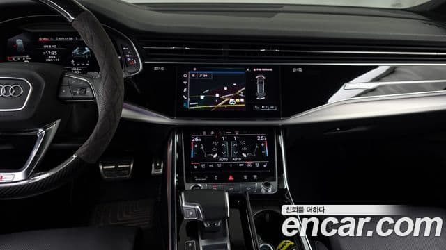 Audi Q7 2022 — Şəkil 14/20