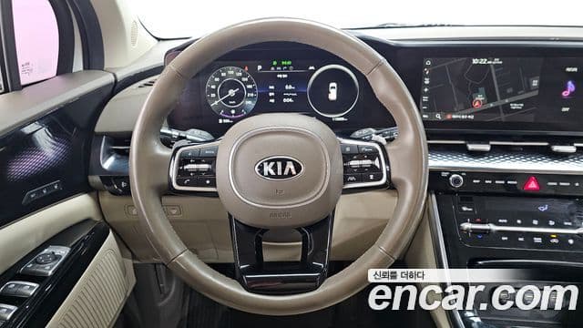 Kia Carnival 2021 — ფოტო 12/20