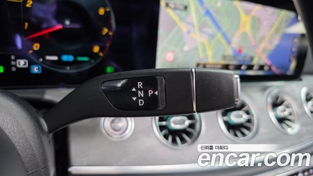 Mercedes-Benz E-Class 2021 — ფოტო 9/20