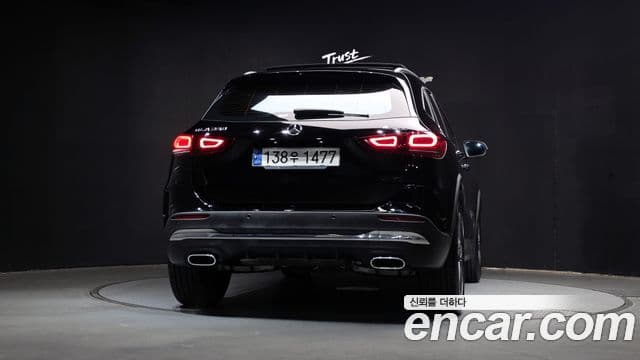 Mercedes-Benz GLA-Class 2020 — Şəkil 4/19