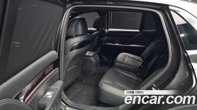 Genesis G90 2022 — фото 12 из 20