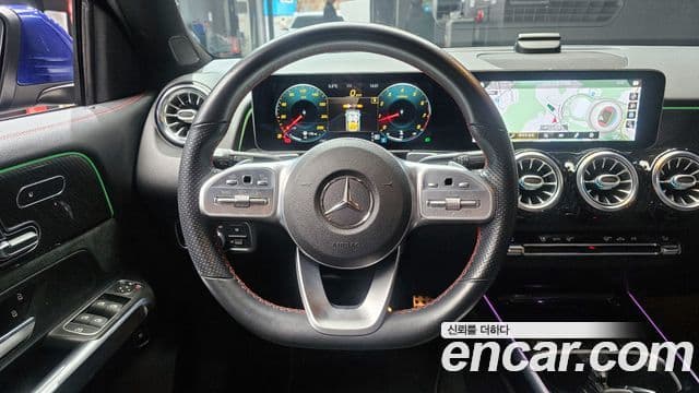 Mercedes-Benz GLB-Class 2020 — Фото 14/20