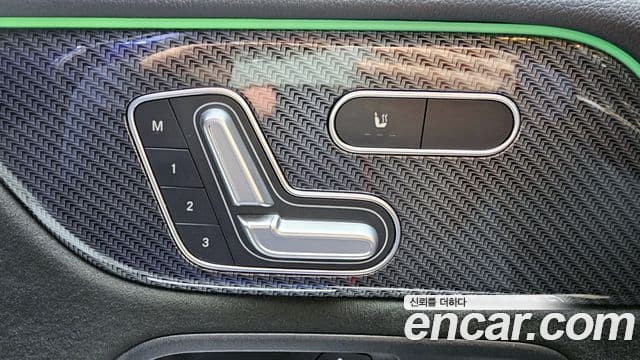 Mercedes-Benz GLB-Class 2020 — Фото 19/20