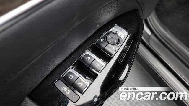 Kia K5 2021 — ფოტო 13/20