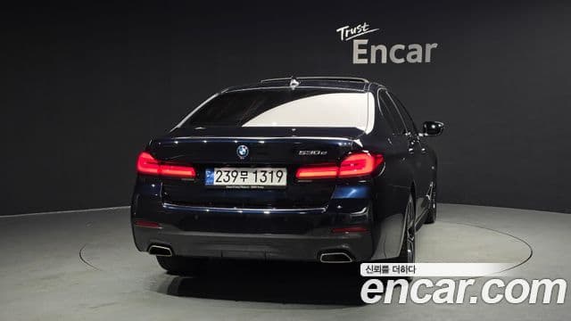 BMW 5 Series 2023 — фото 4 из 20