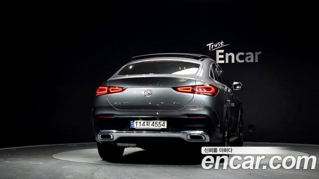 Mercedes-Benz GLE-Class 2021 — ფოტო 4/20
