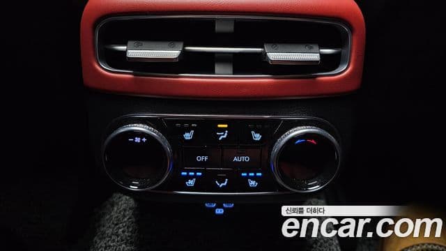 Genesis GV70 2021 — фото 18 из 20
