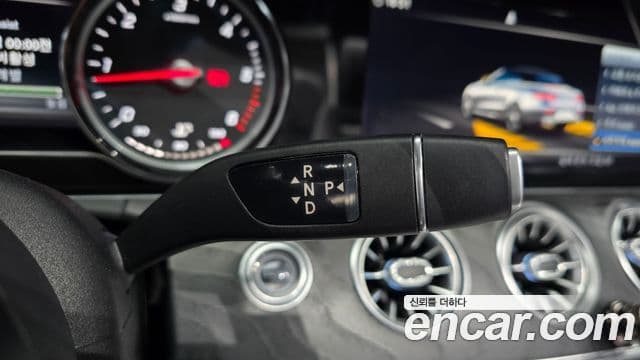 Mercedes-Benz E-Class 2019 — Şəkil 7/20