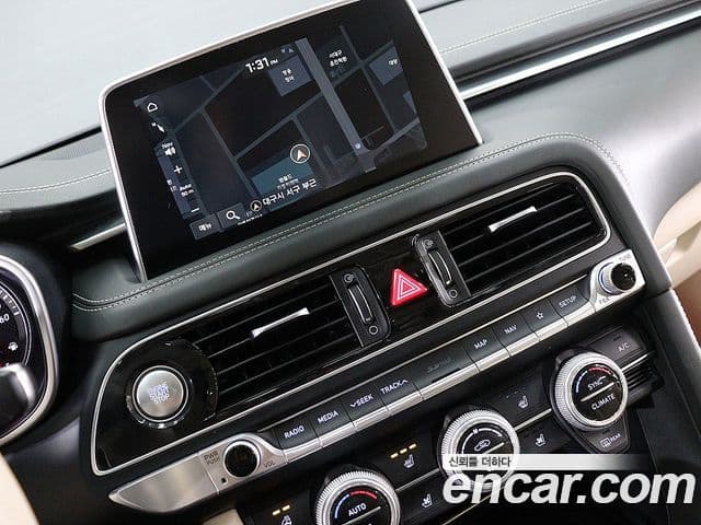 Genesis G70 2019 — фото 13 из 20