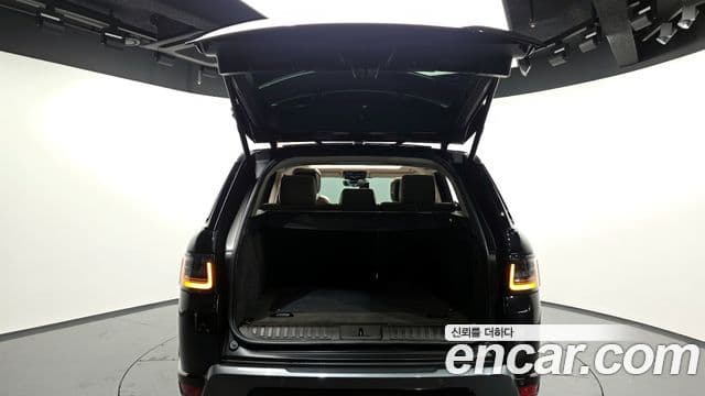 Land Rover Range Rover Sport 2018 — фото 20 из 20
