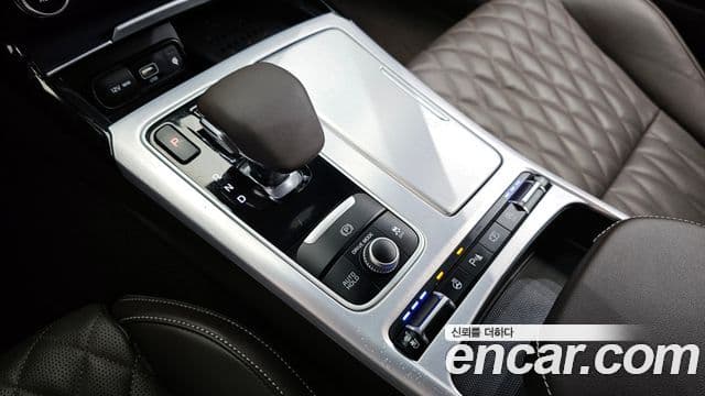 Kia Stinger 2022 — Şəkil 9/20