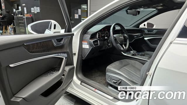 Audi A6 2021 — ფოტო 11/20
