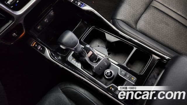 Kia Sorento 2021 — ფოტო 9/20