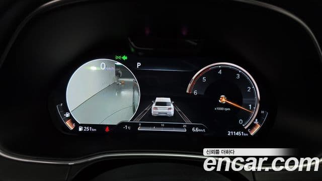 Genesis GV80 2020 — ფოტო 8/20